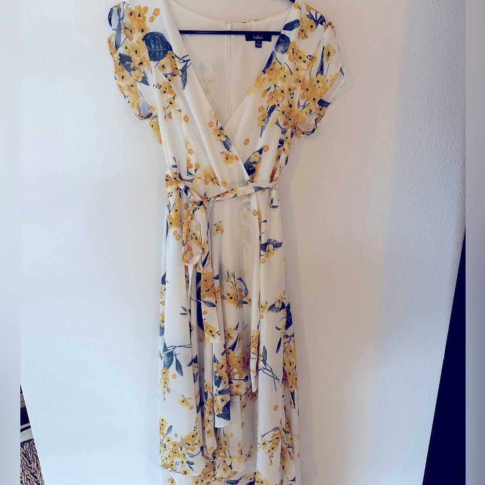 Lulus medium floral dress - high to low hem